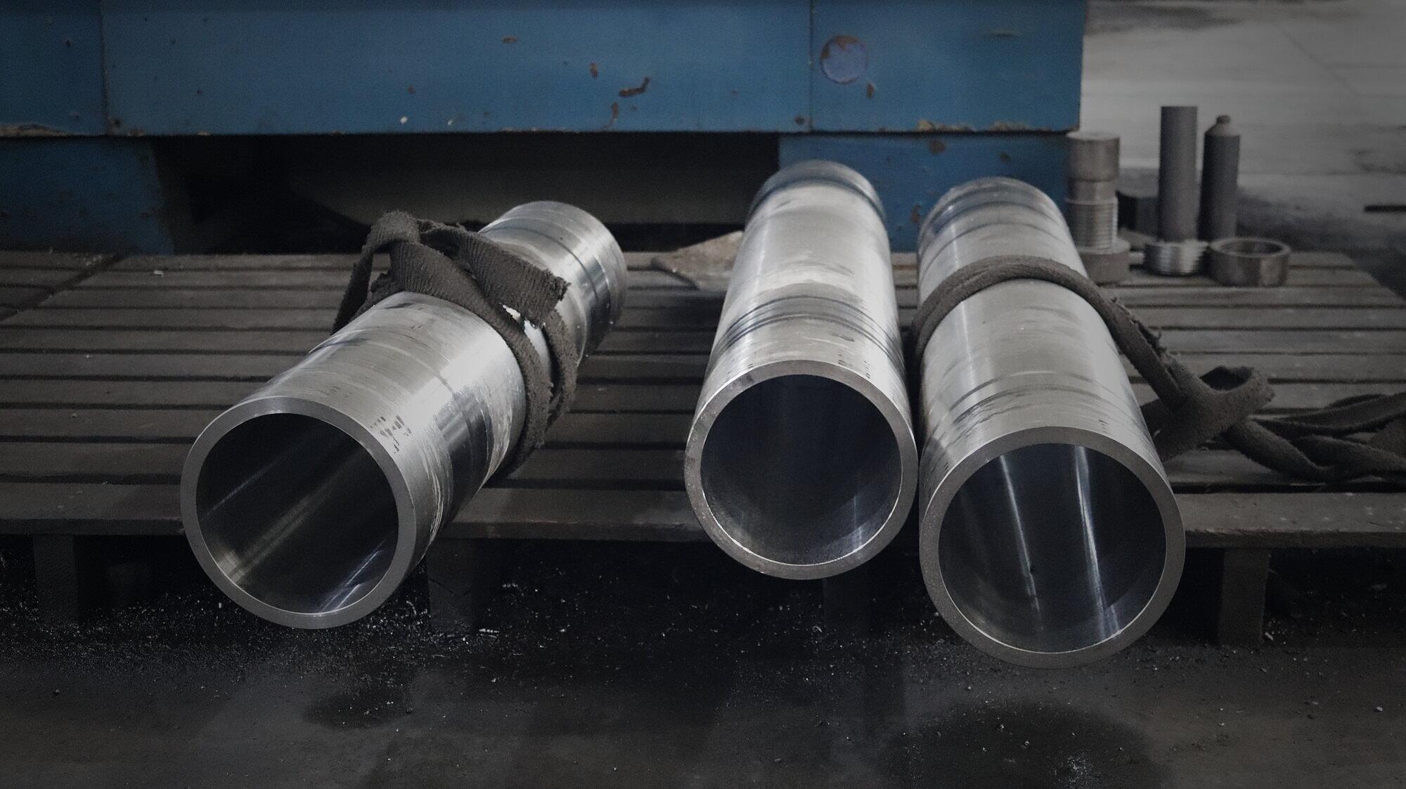 Buchas de aço inox usinadas sob medida, fabricação Aceros