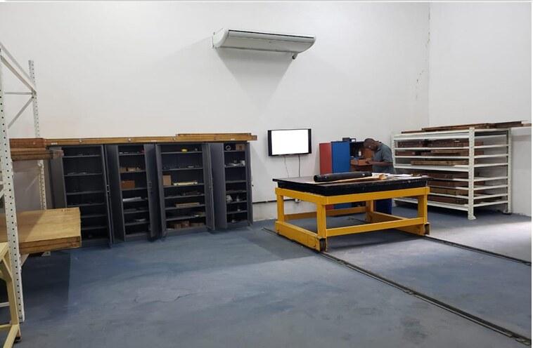 Sala de metrologia climatizada da Aceros