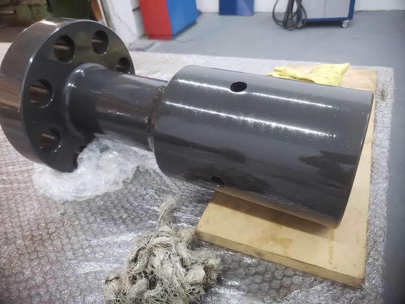 Conector de precisão naval 2.