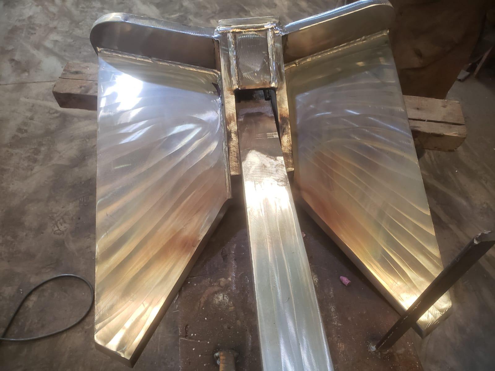 Desenho técnico de componente naval 2.